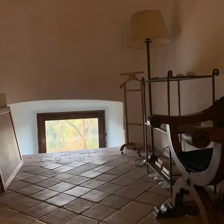 Castello Farnese, Roma, Sulla Via Francigena Guest house