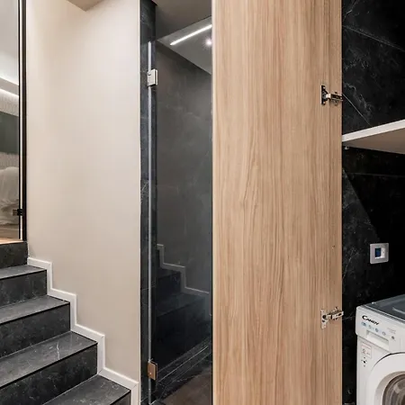 Apartment The Rent - Atmosphere And Romance: One-bedroom Just Steps From The Colosseum *