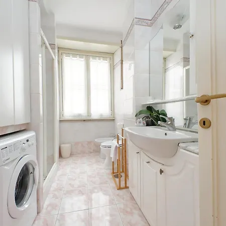 Apartment Center In A Few Minutes, La Fenice Rome