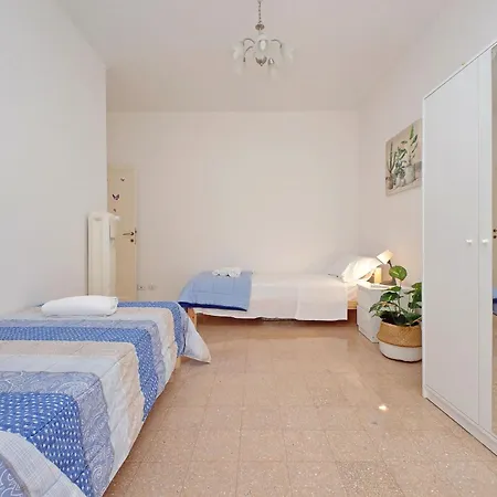 Center In A Few Minutes, La Fenice Apartment Rome