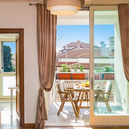 Apartment Boutique Domus Trastevere Family *