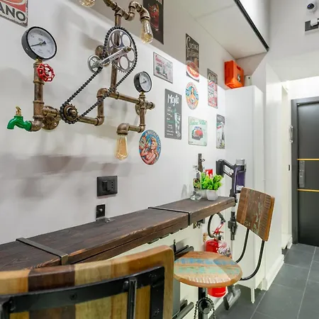 Le Regine - - Adult Only Guest house Rome
