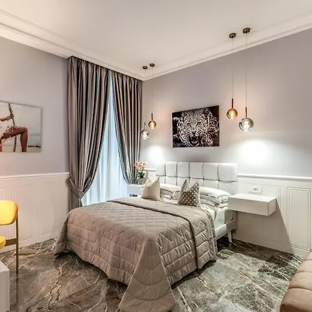 Spanish Steps Oasis *