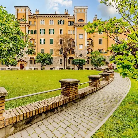 Wonderful Garden At Colosseo