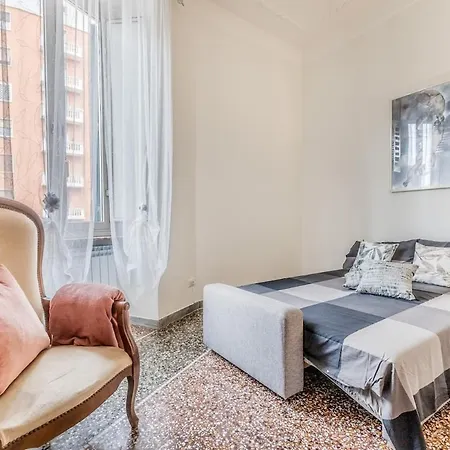 Wonderful Garden At Colosseo Apartment Rome