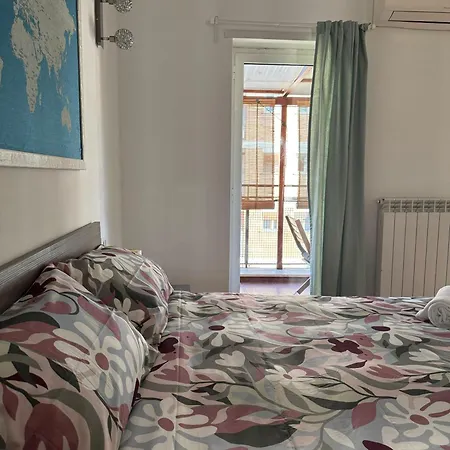 Splendido Attico Con Terrazza A Trastevere Roma