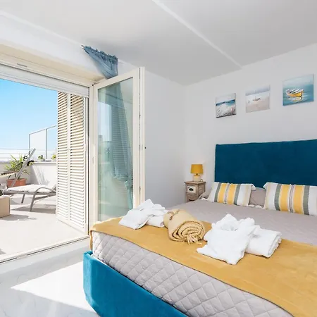Boutique Domus Trastevere Penthouse Apartment *