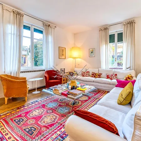 Skylife Eco-luxe Trastevere Haven Apartment