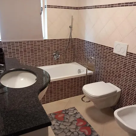 Casa Giacomelli Apartment *