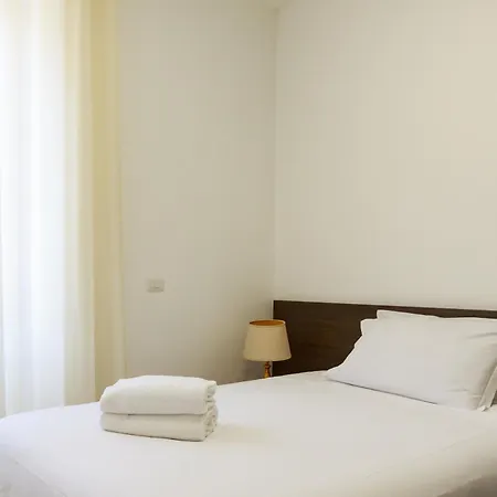 Aurora Bed & Breakfast Rome