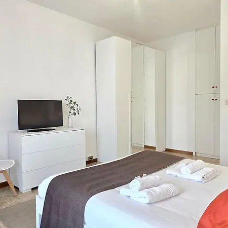 Casa Relax Con Parcheggio E Metro Apartment