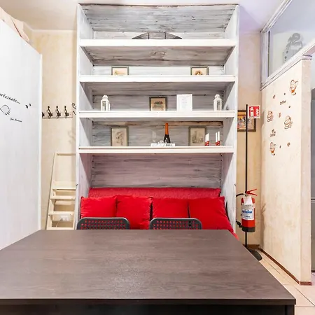 Margot Appia's Dream Apartament *