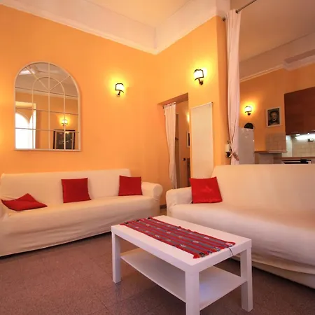 Mameli House