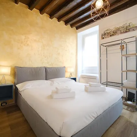 Apartment Trident By Buddyrent Rome