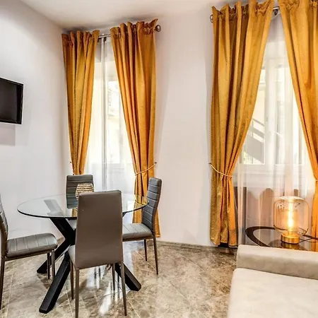 Near Via Veneto Apartment *