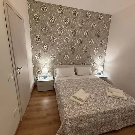 Guest house Rhome 71