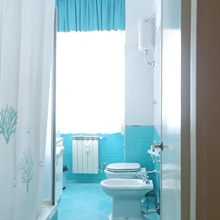 A Casa Di Ugo - Colors And Space At Pigneto, Рим