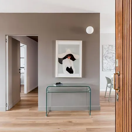 Apartment The Rent - Spacious Three-bedroom Flat In The San Giovanni Area Rome