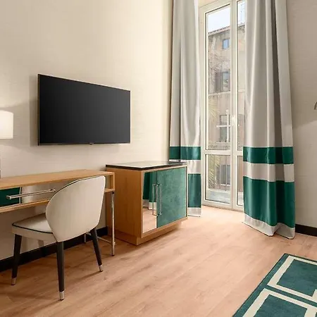 Capo D´áfrica – Colosseo 4* Roma