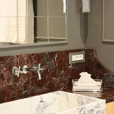 Apartment Piazza Venezia Luxe *