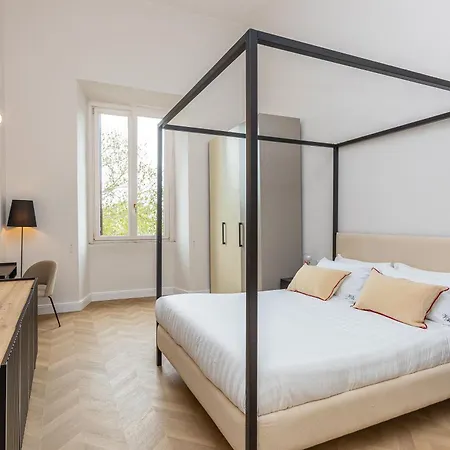 Mellini View By In Apartment Rome