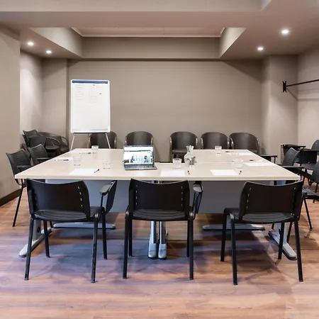 Garner Aurelia By Ihg Roma