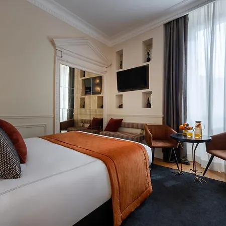 Torre Argentina Relais - Residenze Di Charme Affittacamere 3*