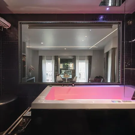 Torre Argentina Relais - Residenze Di Charme 3*