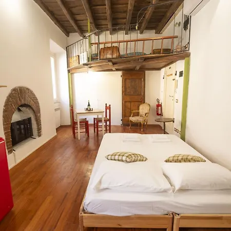 Apartment Trastevere Romantic Nest *
