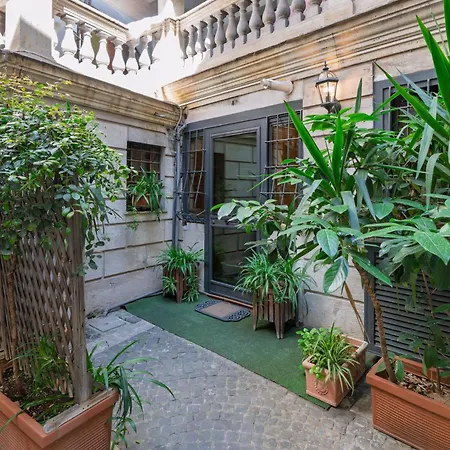 Apartment Domus Campo De Fiori Rome