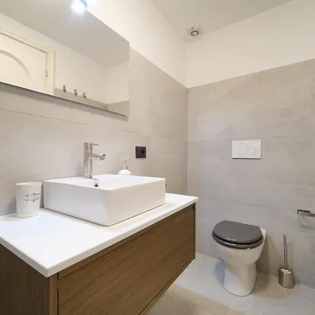 Apartment Dadada By Buddyrent *