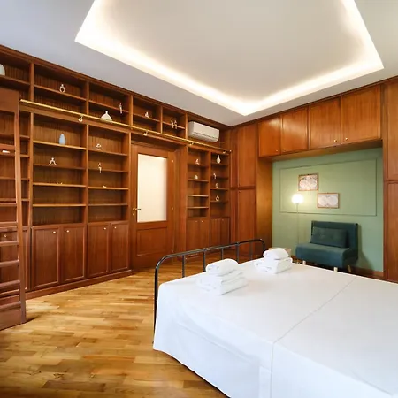 Apartment Dadada By Buddyrent