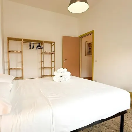 Stylish Balcony, Ac,aqueduct View Apartment Rome