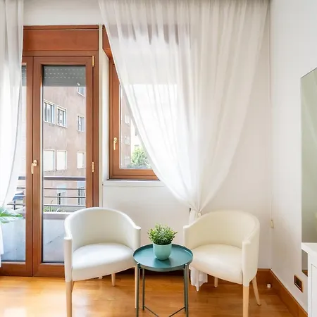The Sketchpad, Few Steps From Borghese Apartment Rome