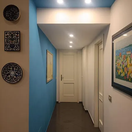 Large Vatican Loft Near The Metro Apartment Rome