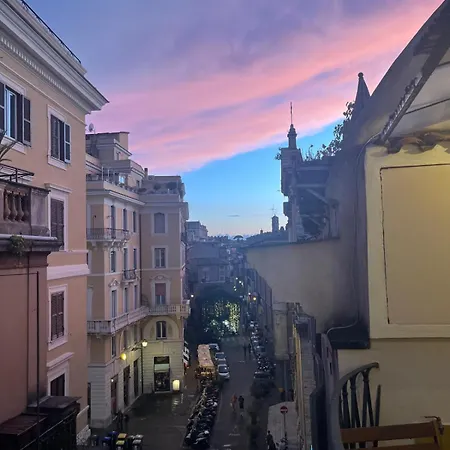Giulia's House, Monti Apartment