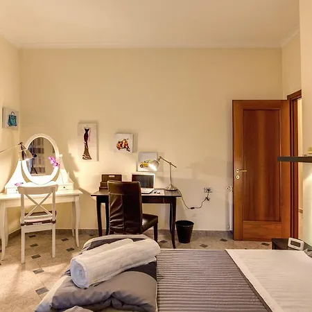 Holiday home Residenza Amoroma Rome