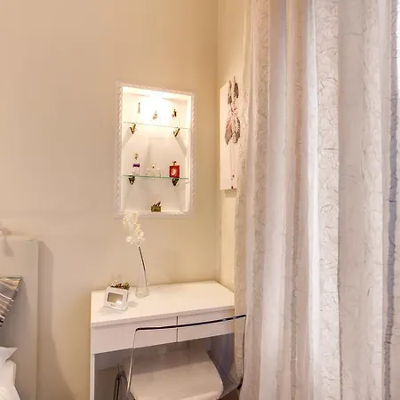 Residenza Amoroma Rome