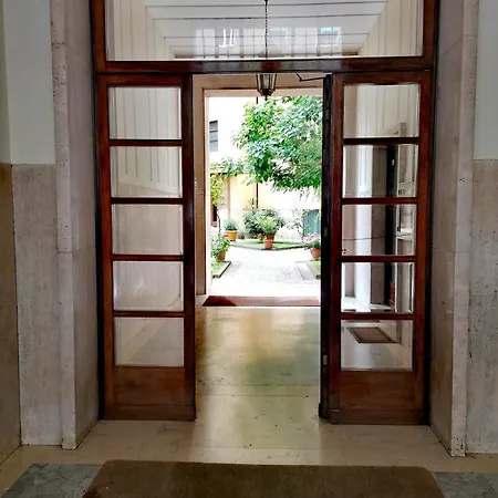Flaminio Ponte Della Musica Apartment *