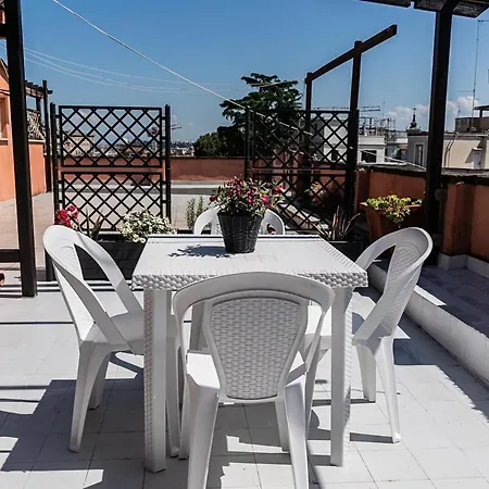 Apartment Terrace With View Of Cupola San Pietro - Casa Claudia