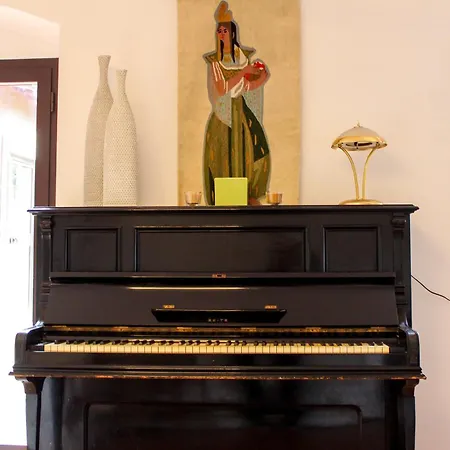 La Torre Rossa Guest house Rome