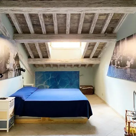 Piazza Di Spagna Prestige Affittacamere 2*