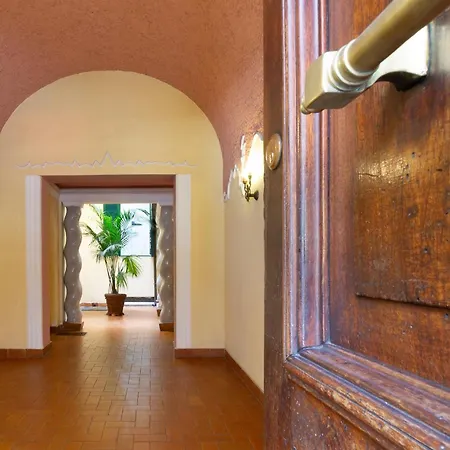 Elegant In Prati, 5 Minutes From The Vatican Apartment Rome
