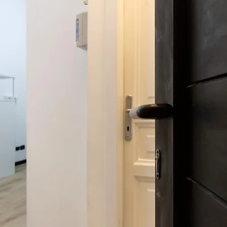 Elegant In Prati, 5 Minutes From The Vatican Apartment