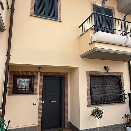 Casetta Romana Turistico Holiday home *