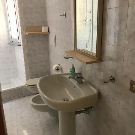 Apartment Casa Vacanze Gerenzone - Lecco *