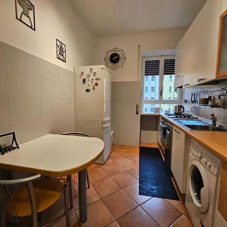 Be Your - Giulio's Apartment *