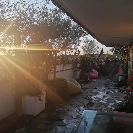Housegardenfleming * Rome