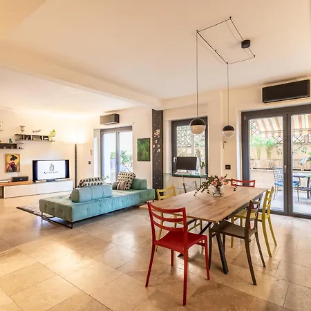 Apartment Aedrian's Loft. Boutique With Private Terrace In The Center Of
