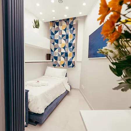 Prestigious Mazzini 3-beedroom, 3 Wc Apartment *